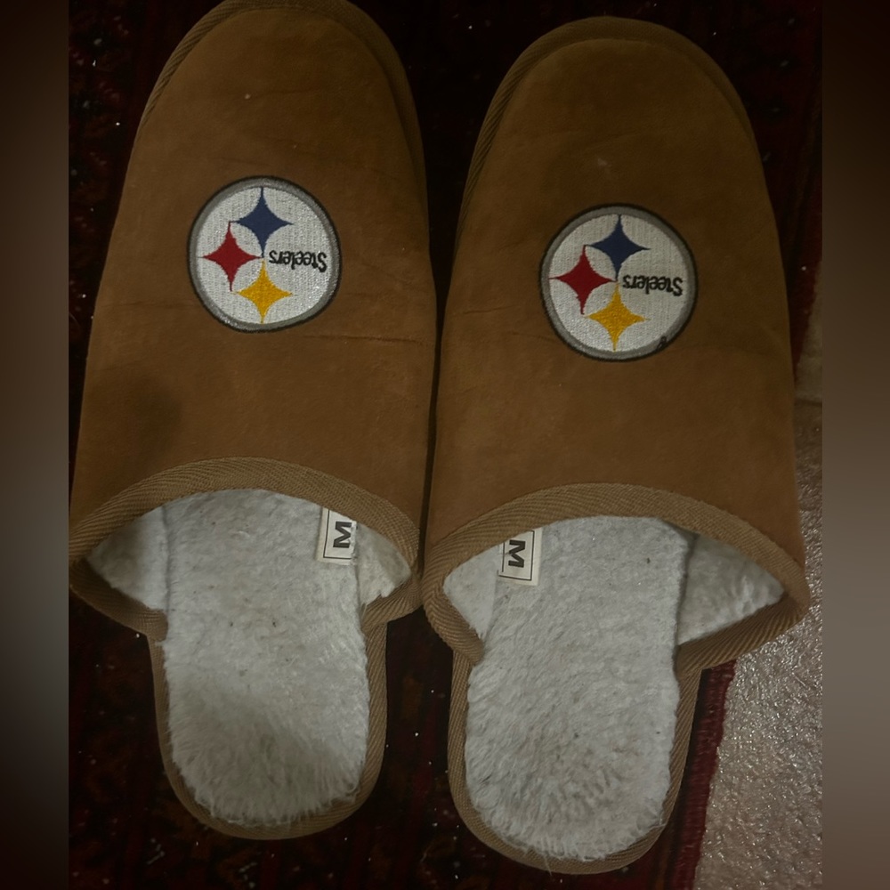 Steelers size 8 women’s
